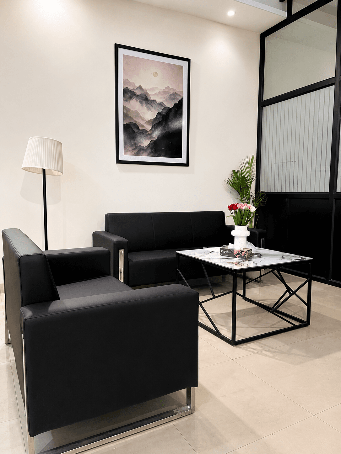 Meeting room, view 2